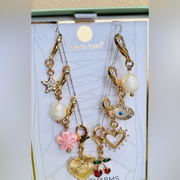 CHARMS - Picture 2 of 3